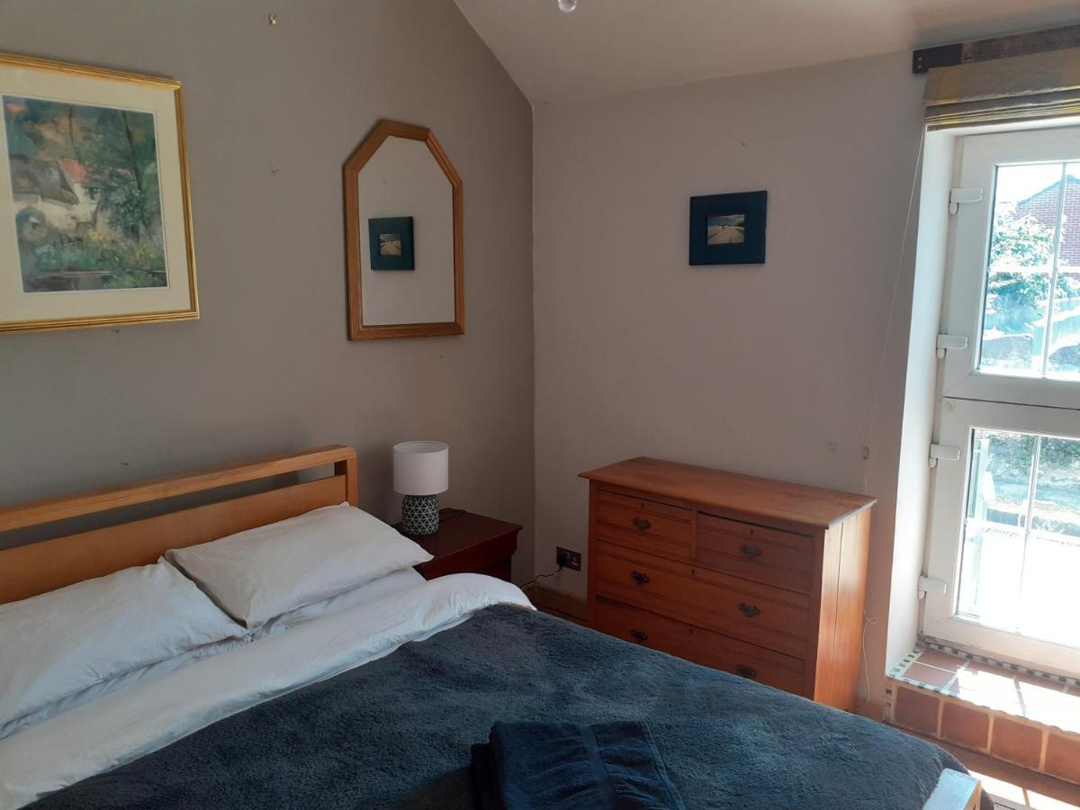 Characterful Cottage Near The Sea, Beach, Pier & Shops Weston-super-Mare Exterior photo